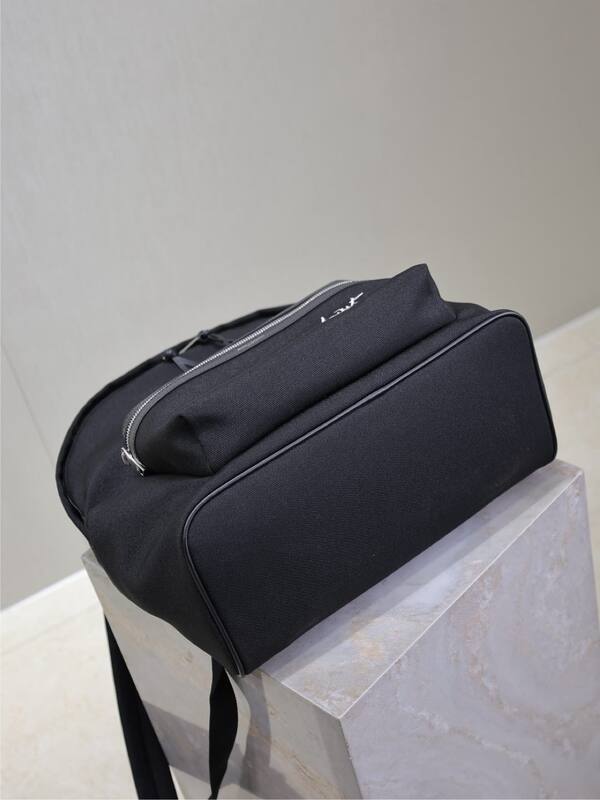 Saint Laurent Black everyday — Premium Replica