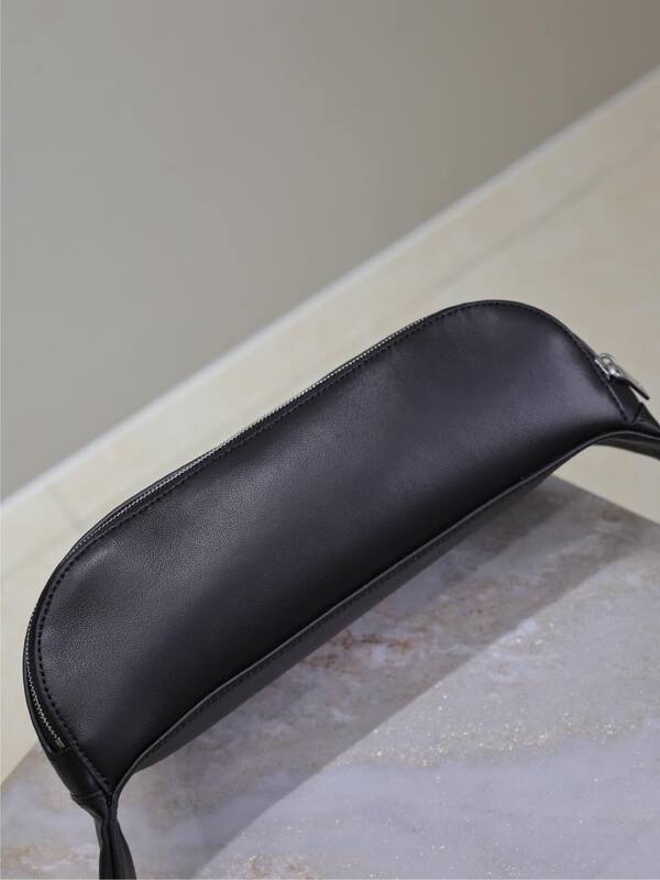 Saint Laurent Black everyday — Premium Replica