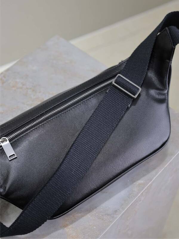 Saint Laurent Black everyday — Premium Replica