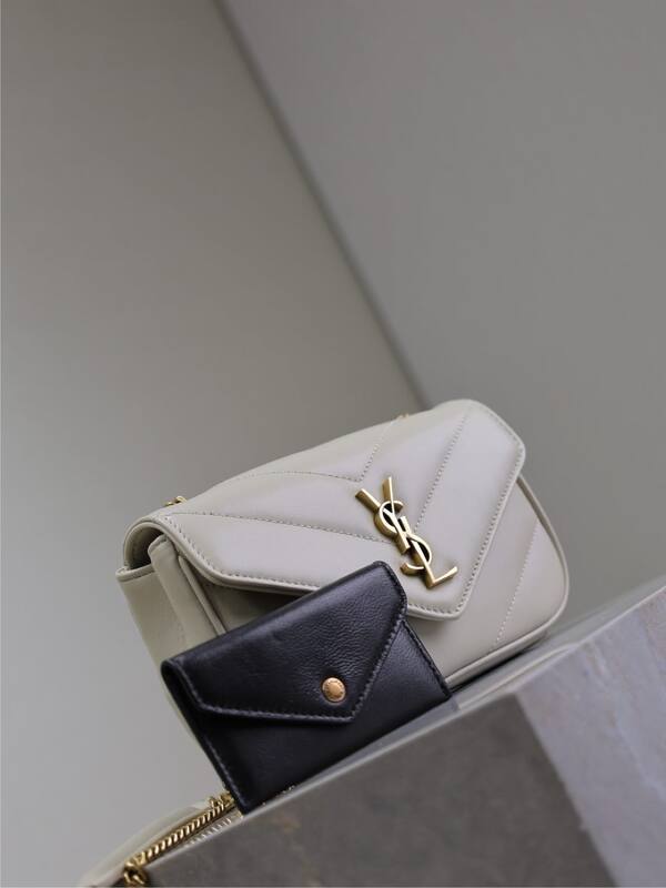 Saint Laurent White everyday — Top Quality Replica
