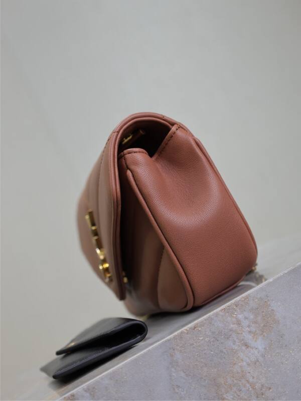 Saint Laurent Pink everyday — 1:1 Replica