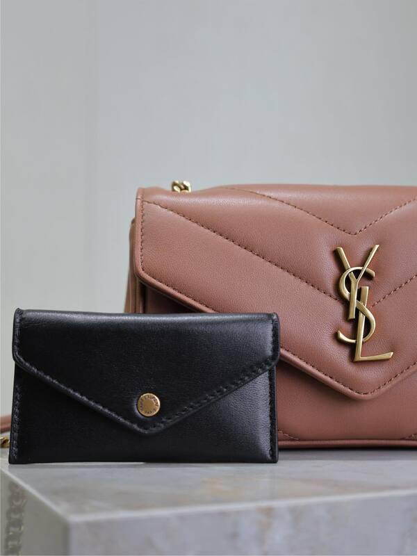 Saint Laurent Pink everyday — 1:1 Replica
