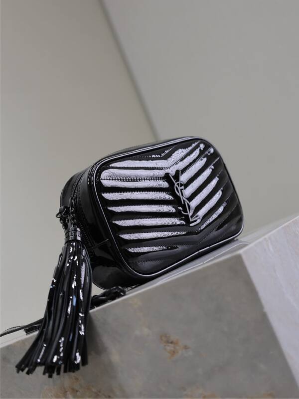 Saint Laurent Black everyday — Top Quality Replica