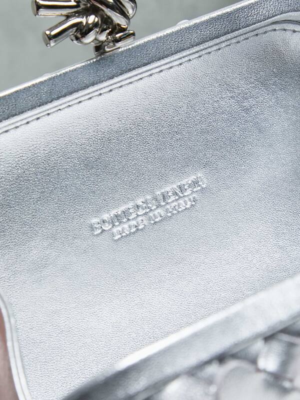 Bottega Veneta Silver shoulder bag — 1:1 Replica