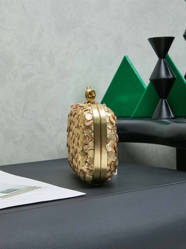 Bottega Veneta Gold shoulder bag — Premium Replica