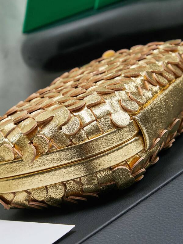 Bottega Veneta Gold shoulder bag — Premium Replica