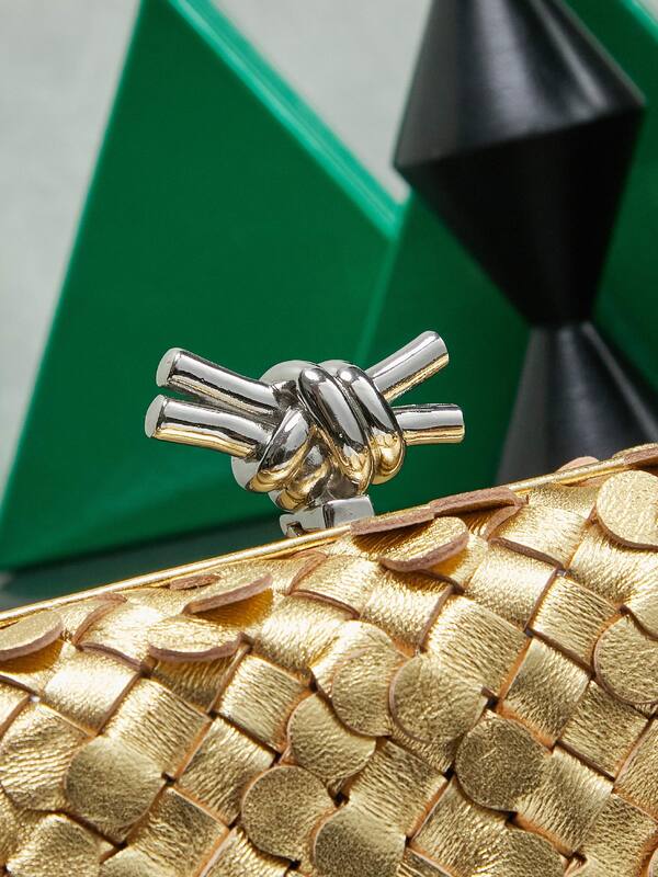Bottega Veneta Gold shoulder bag — 1:1 Replica