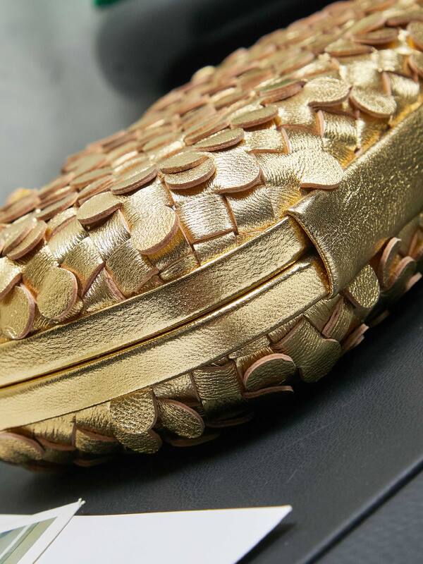 Bottega Veneta Gold shoulder bag — 1:1 Replica