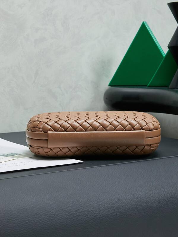 Bottega Veneta Brown shoulder bag — Premium Replica