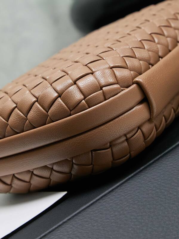 Bottega Veneta Brown shoulder bag — Premium Replica