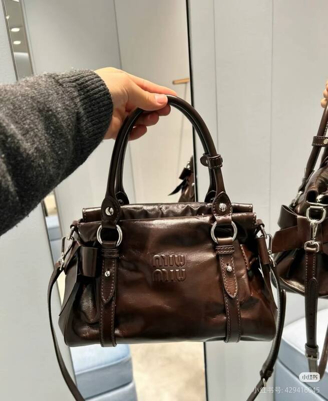Miu Miu Brown 25x18x10cm shoulder bag — Top Quality Replica