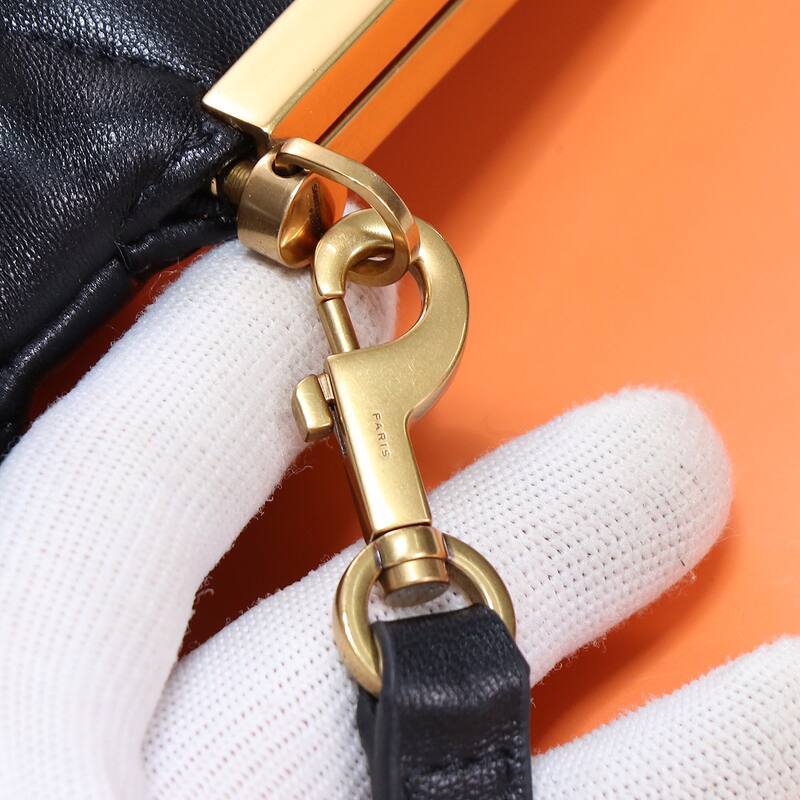 Saint Laurent Le 5 7 Black shoulder — Top Quality Replica