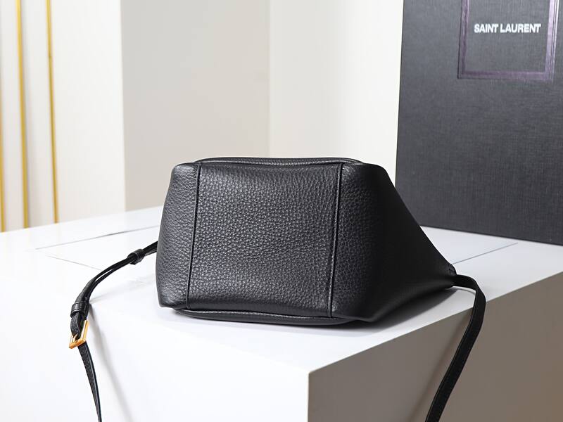 Saint Laurent Cabas Black grained leather shoulder — Top Quality Replica