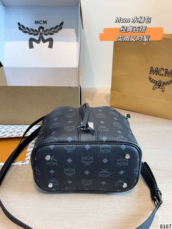 MCM Monogram shoulder bag — Premium Replica