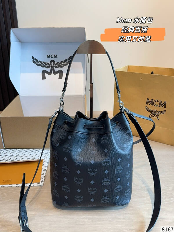 MCM Monogram shoulder bag — Premium Replica