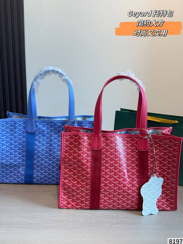 Goyard Red shoulder bag — Top Quality Replica