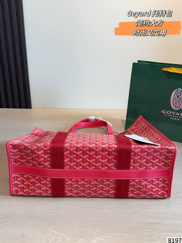 Goyard Red shoulder bag — Top Quality Replica