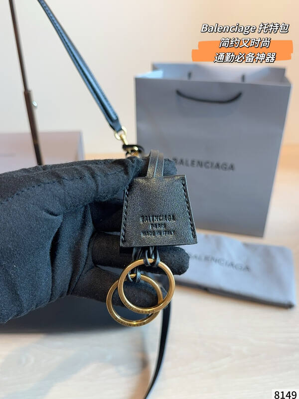 Balenciaga Black shoulder bag — AAA Quality Replica