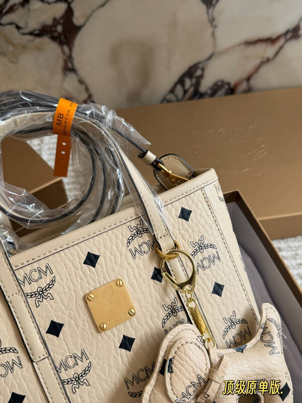 MCM Toni Visetos shoulder bag — AAA Quality Replica