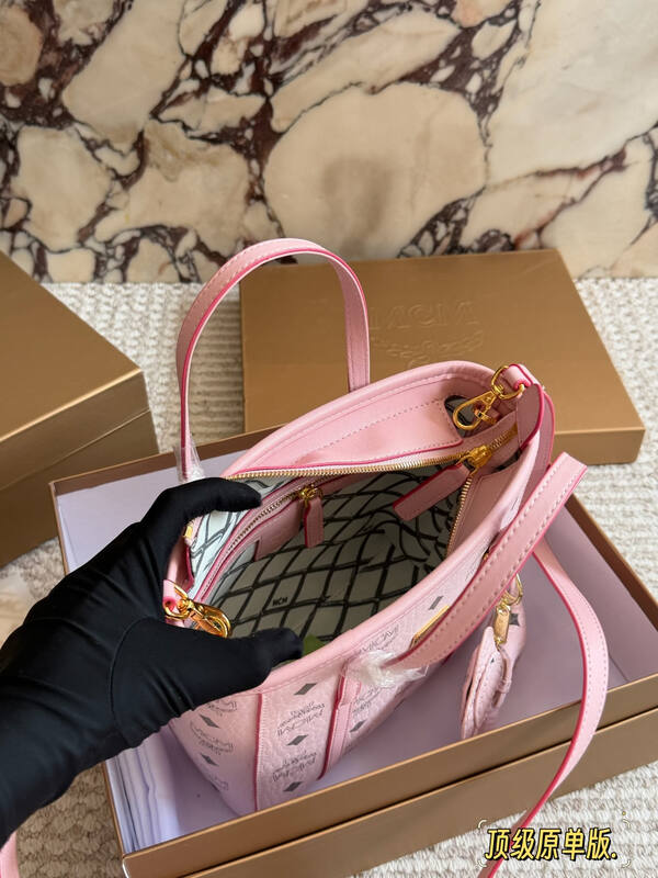 MCM Toni Visetos shoulder bag — AAA Quality Replica