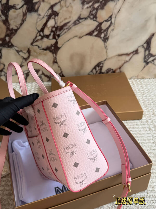 MCM Toni Visetos shoulder bag — AAA Quality Replica