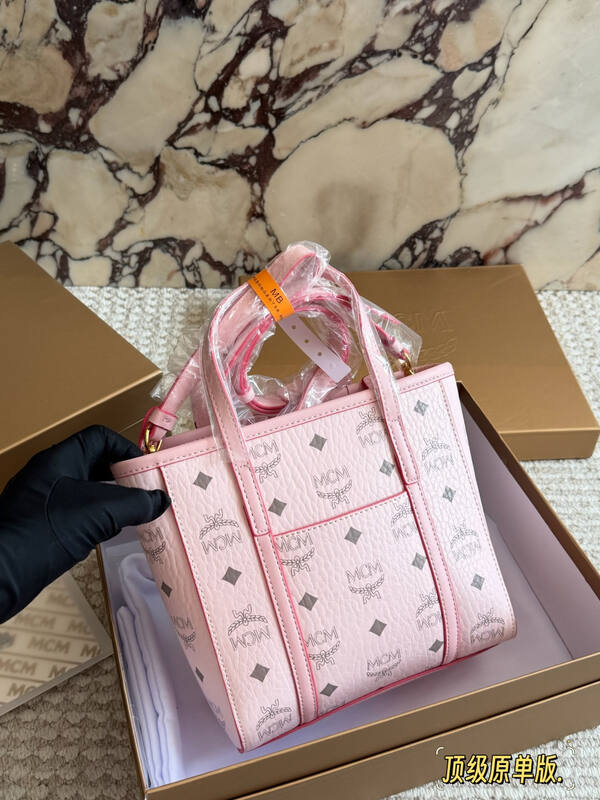 MCM Toni Visetos shoulder bag — AAA Quality Replica