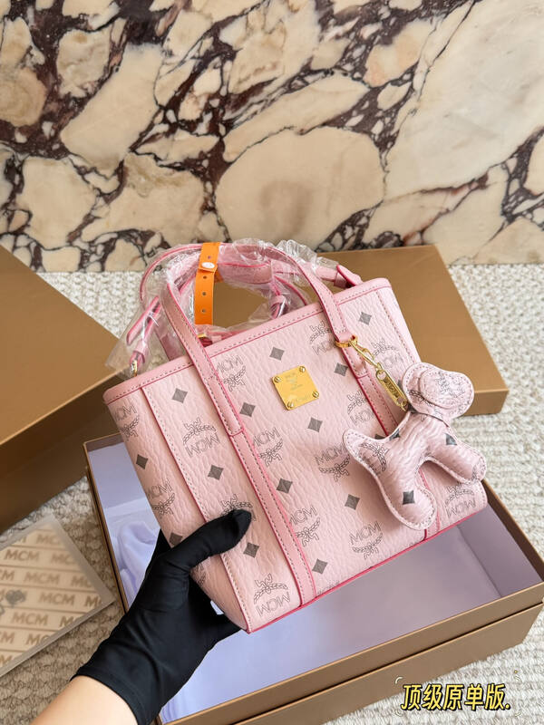 MCM Toni Visetos shoulder bag — AAA Quality Replica