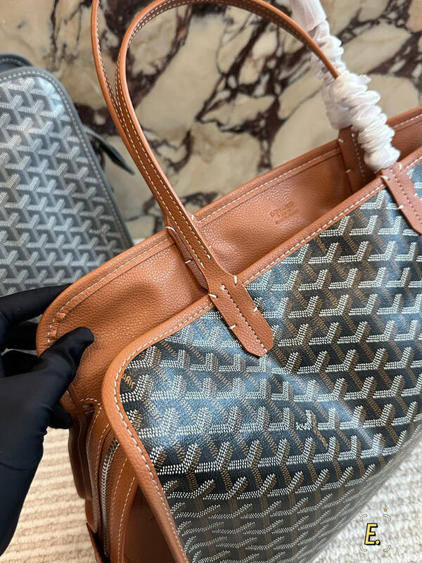 Goyard Black shoulder bag — AAA Quality Replica