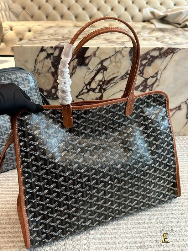 Goyard Black shoulder bag — AAA Quality Replica