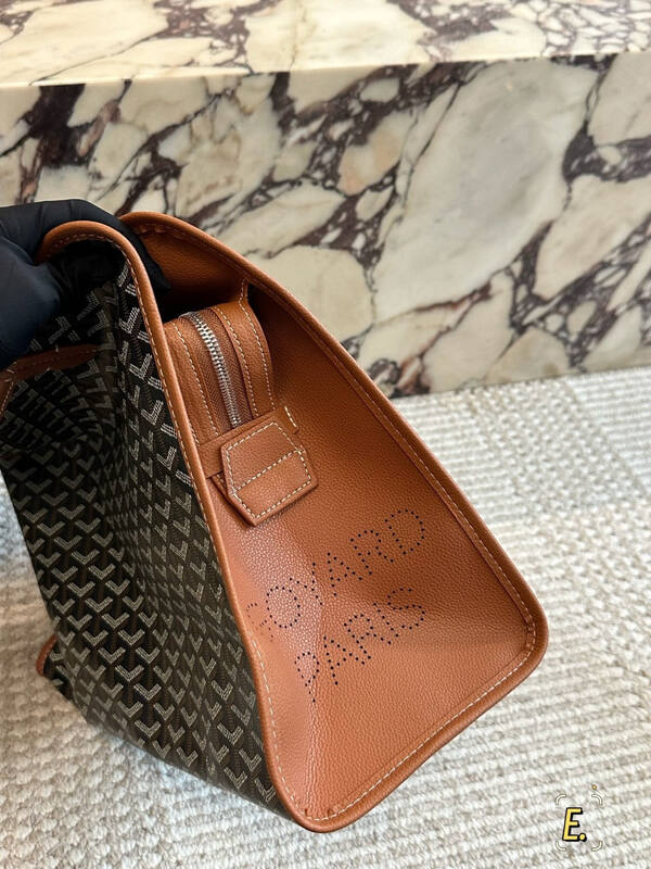 Goyard Black shoulder bag — AAA Quality Replica