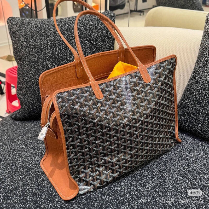 Goyard Brown shoulder bag — 1:1 Replica
