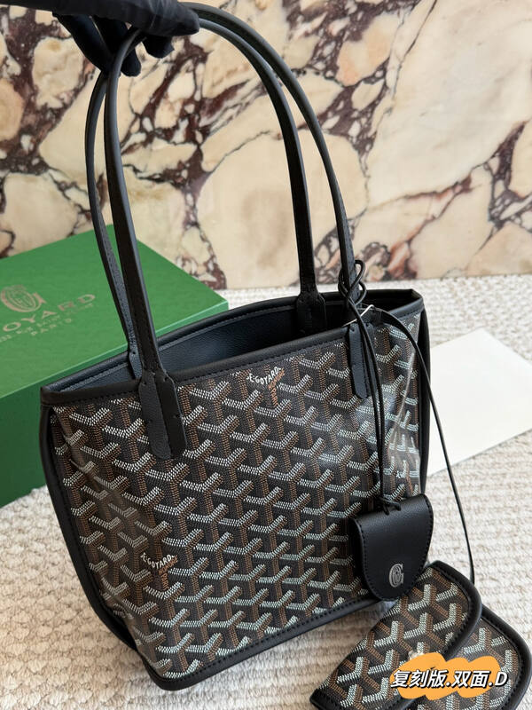 Goyard Black shoulder bag — AAA Quality Replica
