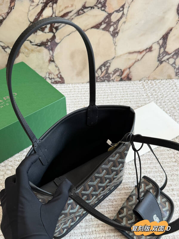 Goyard Black shoulder bag — AAA Quality Replica