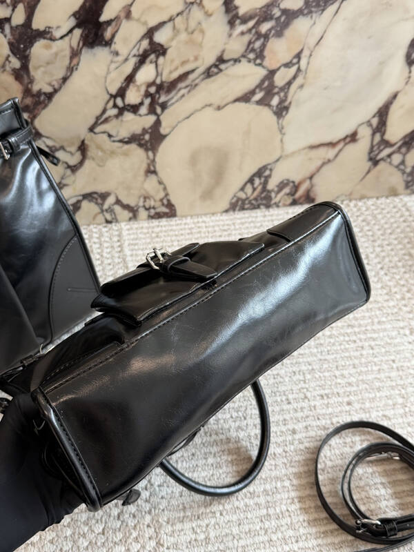Prada Black shoulder bag — 1:1 Replica
