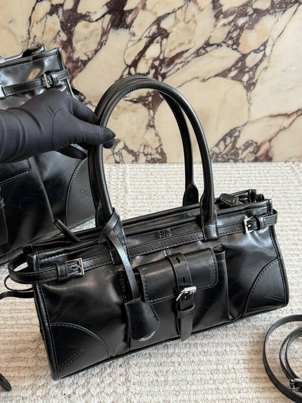 Prada Black shoulder bag — 1:1 Replica