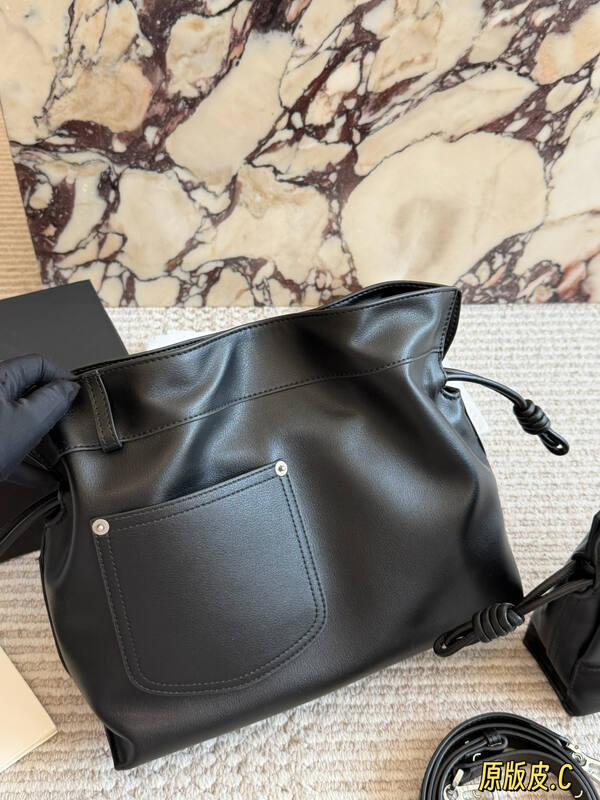 Loewe Black shoulder bag — Premium Replica