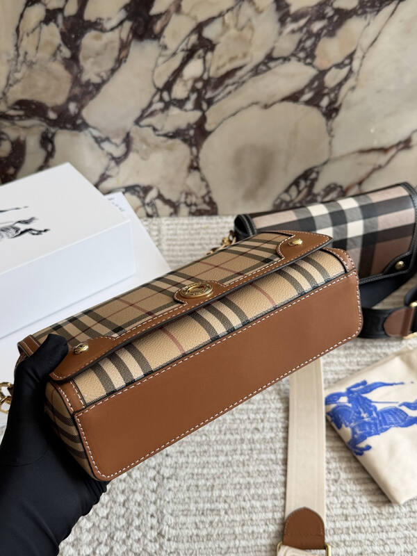 Burberry Brown shoulder bag — Top Quality Replica