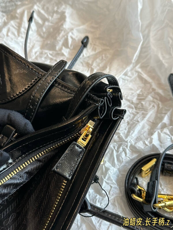 Prada Black 25x18x10cm shoulder bag — Top Quality Replica