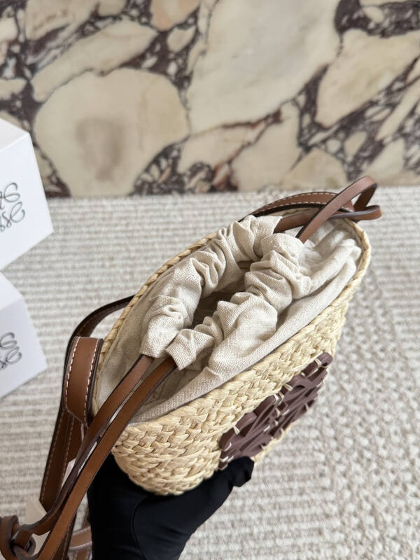 Loewe Green shoulder bag — 1:1 Replica