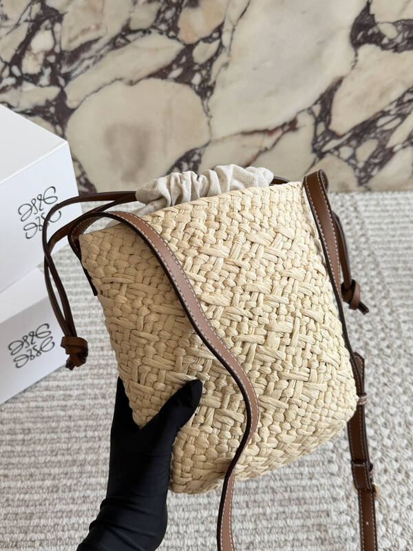 Loewe Green shoulder bag — 1:1 Replica