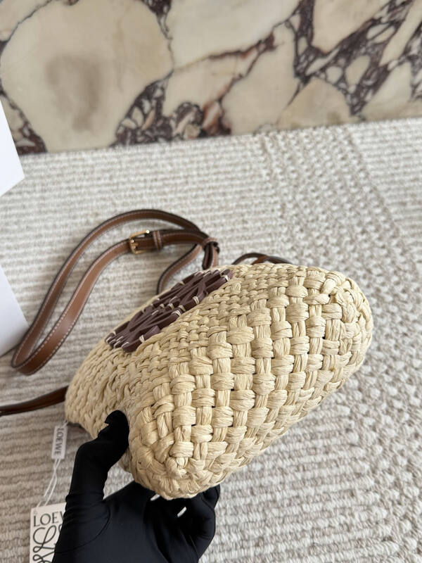 Loewe Green shoulder bag — 1:1 Replica