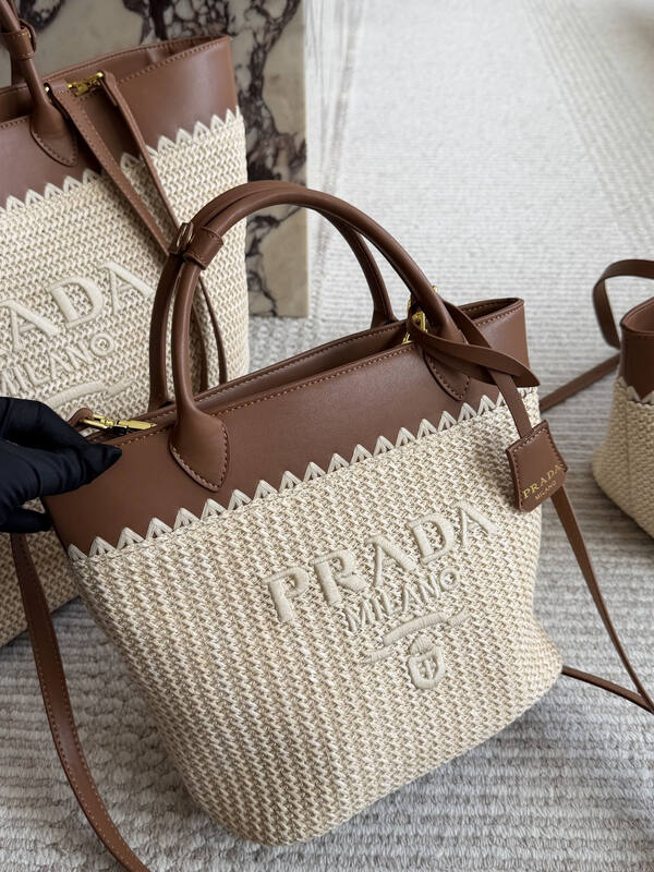 Prada Brown 25x18x10cm shoulder bag — Top Quality Replica