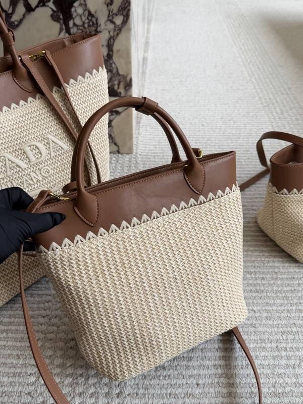 Prada Brown 25x18x10cm shoulder bag — Top Quality Replica