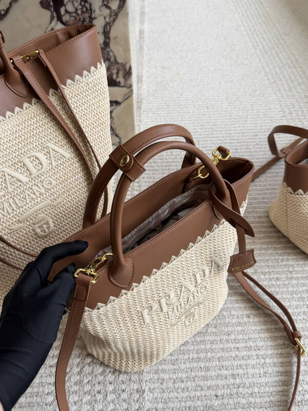 Prada Brown 25x18x10cm shoulder bag — Top Quality Replica