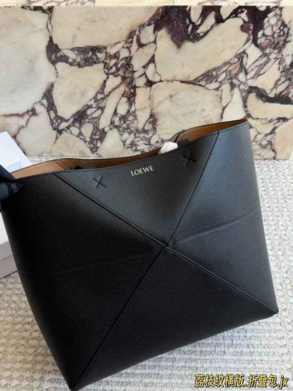 Loewe Black 40x30x16cm shoulder bag — Premium Replica