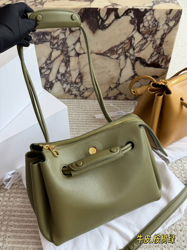 Loewe Green shoulder bag — Premium Replica