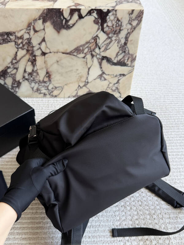 Prada Black shoulder bag — AAA Quality Replica