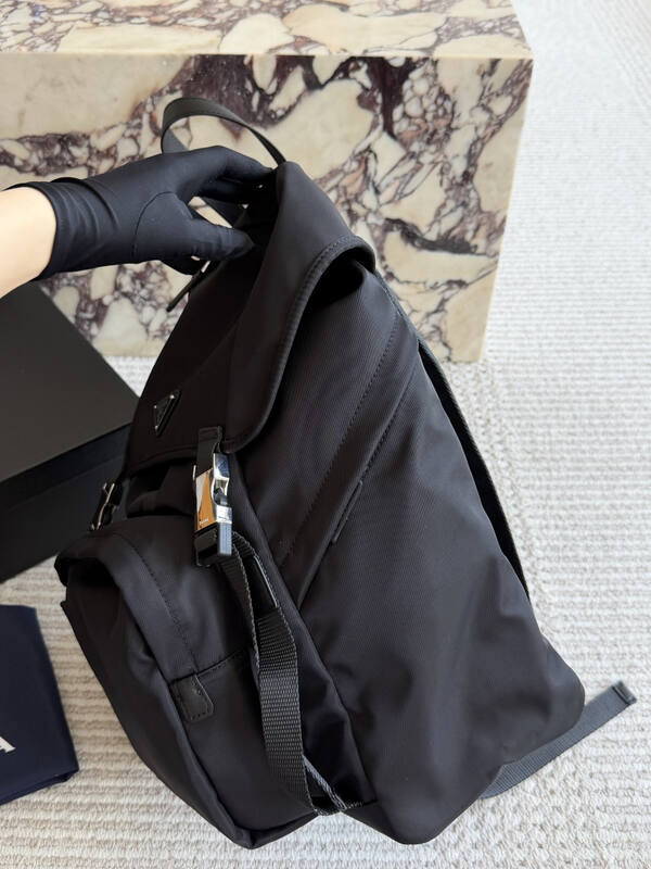Prada Black shoulder bag — AAA Quality Replica