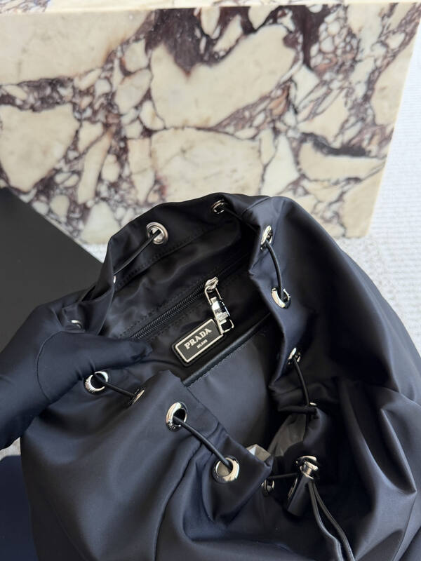Prada Black shoulder bag — AAA Quality Replica