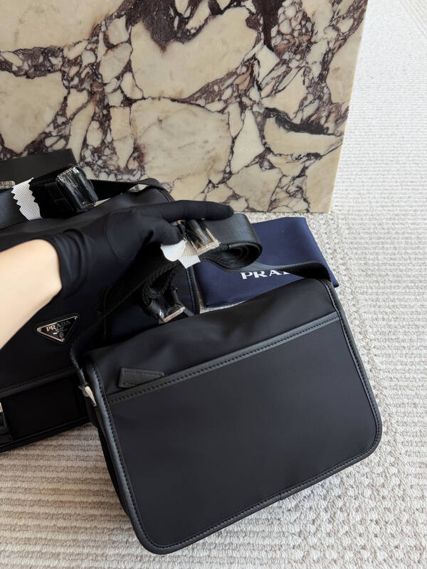 Prada Black shoulder bag — Top Quality Replica